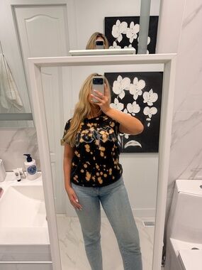 Urban Planet Black and Tan Bleach-Effect Graphic Tee